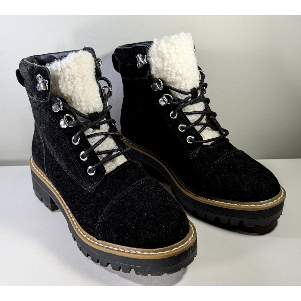 Time and Tru Women’s Black Lace Up Winter Boots Memory Foam Size 6